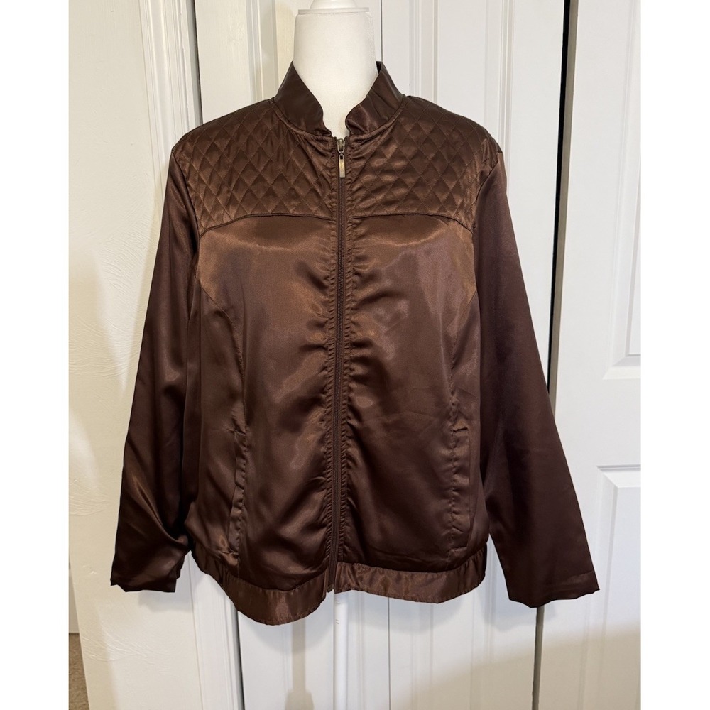 Kaktus Women's Jacket  Brown Satin 1X , Full zip Yoke quilted